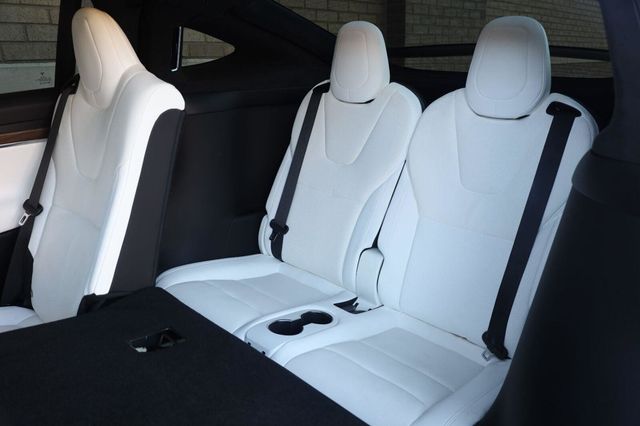 2022 Tesla Model X AWD - 23097623 - 27
