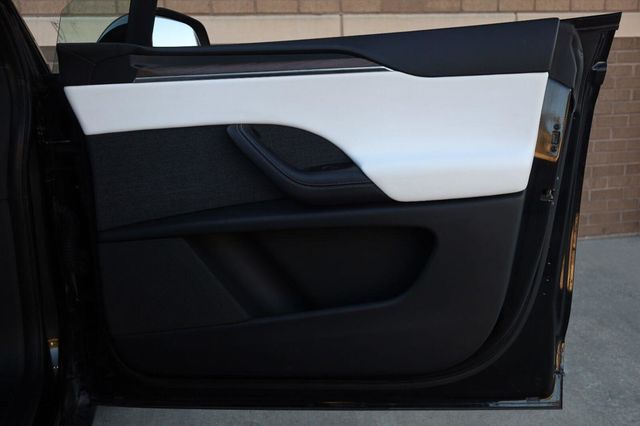 2022 Tesla Model X AWD - 23097623 - 28