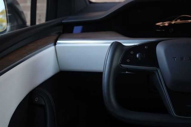 2022 Tesla Model X AWD - 23097623 - 37