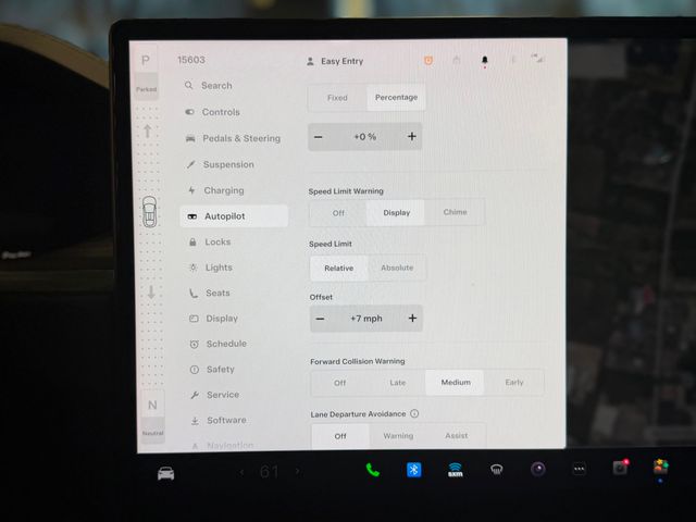 2022 Tesla Model X AWD - 23006461 - 36