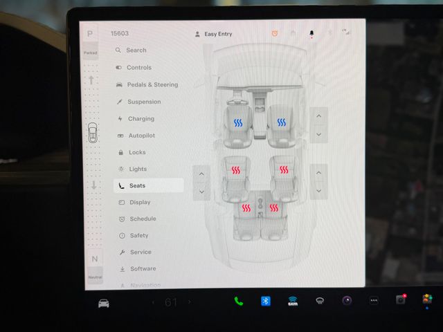 2022 Tesla Model X AWD - 23006461 - 37