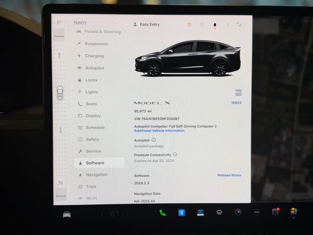2022 Tesla Model X AWD - 23006461 - 39