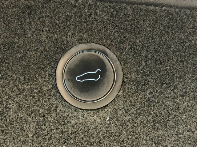 2022 Tesla Model X AWD - 23006461 - 43