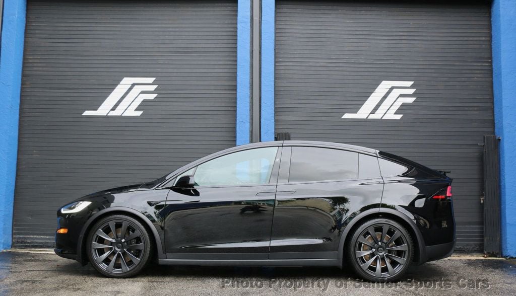 2022 Tesla Model X AWD - 22583271 - 1