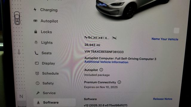 2022 Tesla Model X AWD - 22942010 - 13