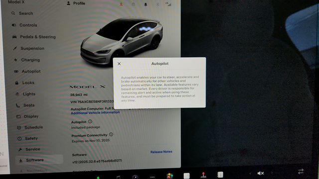 2022 Tesla Model X AWD - 22942010 - 15