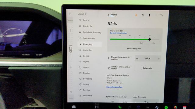 2022 Tesla Model X AWD - 23000067 - 19