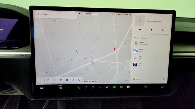 2022 Tesla Model X AWD - 23000067 - 23