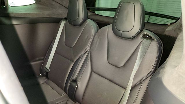 2022 Tesla Model X AWD - 23000067 - 26