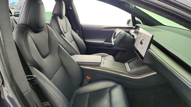 2022 Tesla Model X AWD - 23000067 - 29