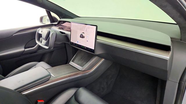 2022 Tesla Model X AWD - 23000067 - 30