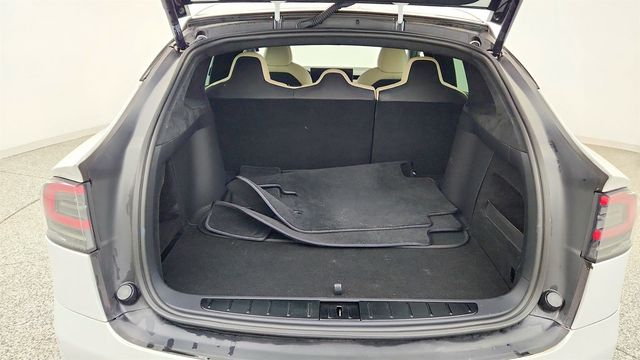 2022 Tesla Model X AWD - 23020172 - 25