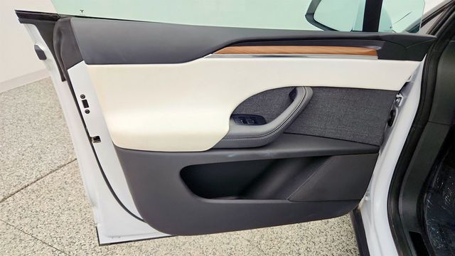 2022 Tesla Model X AWD - 23032124 - 10