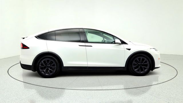 2022 Tesla Model X AWD - 23032124 - 3