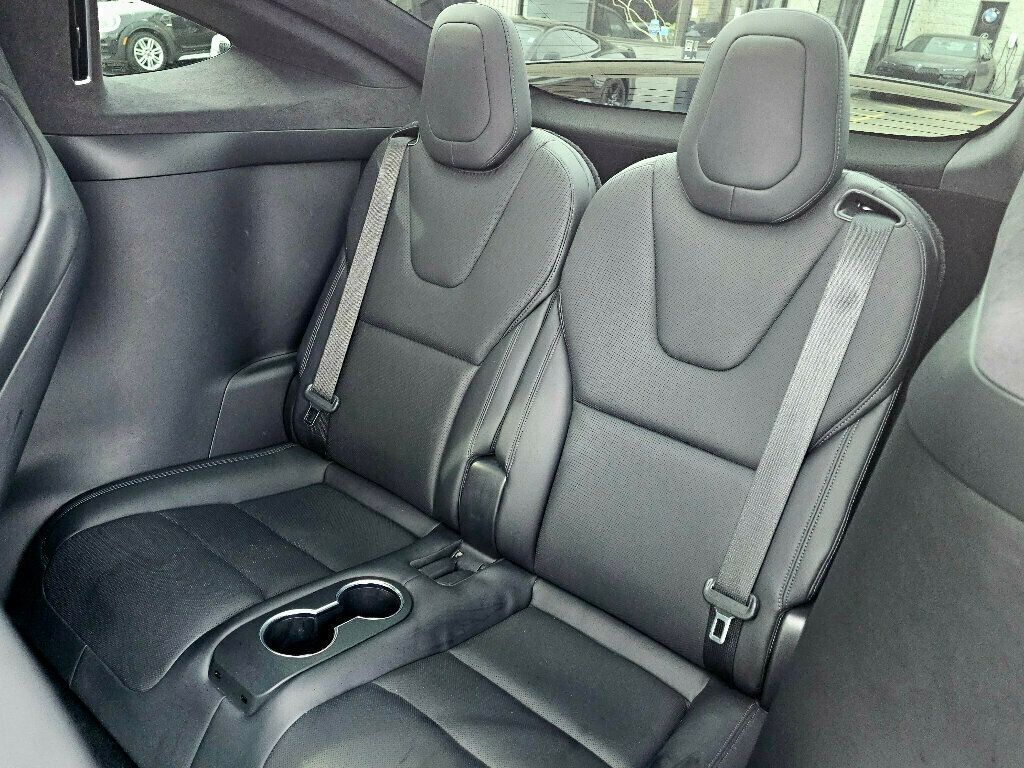 2022 Tesla Model X AWD - 22988725 - 19