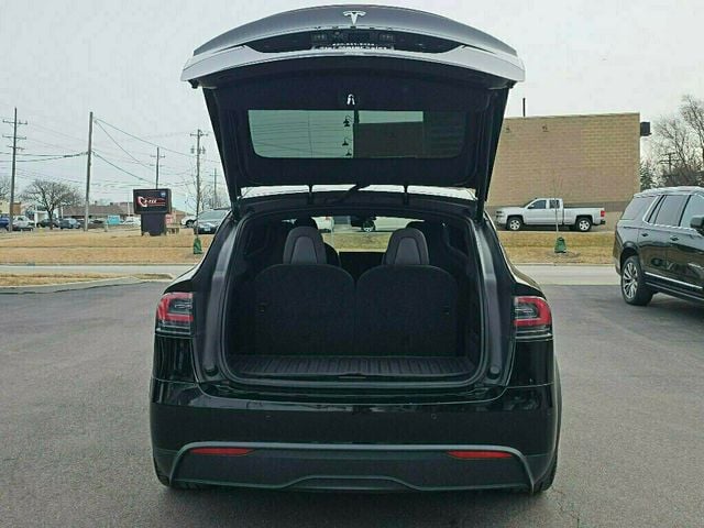 2022 Tesla Model X AWD - 22988725 - 45