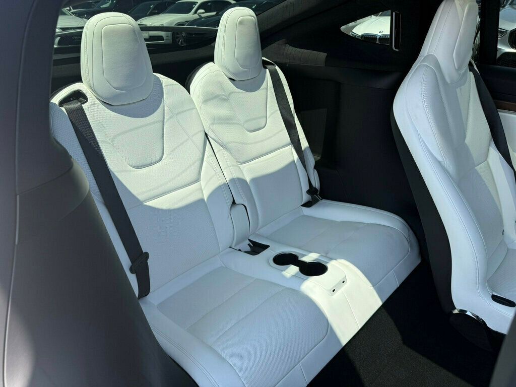 2022 Tesla Model X AWD - 23052748 - 19