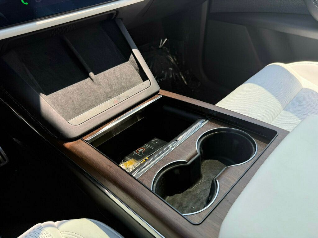 2022 Tesla Model X AWD - 23052748 - 34