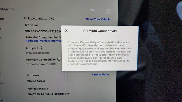 2022 Tesla Model X AWD w/ 22'' Turbine Wheels & 6 Seat Interior - 23000680 - 16