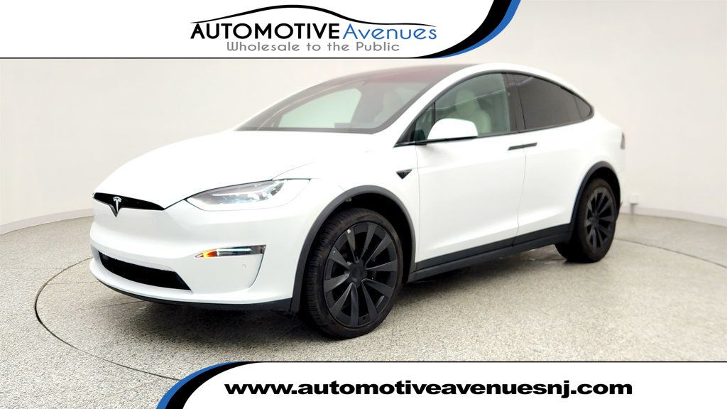 2022 Tesla Model X AWD w/ 22'' Turbine Wheels & Cream Premium Interior - 23020172 | Video 1