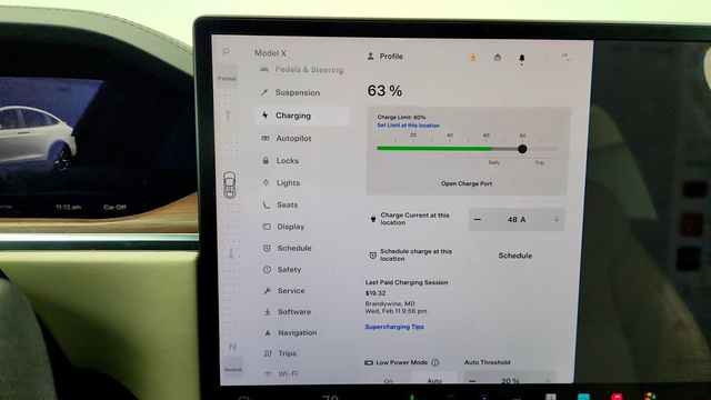 2022 Tesla Model X AWD w/ 22'' Turbine Wheels & Cream Premium Interior - 23020172 - 17