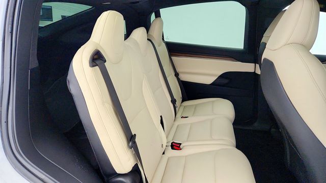 2022 Tesla Model X AWD w/ 22'' Turbine Wheels & Cream Premium Interior - 23020172 - 26