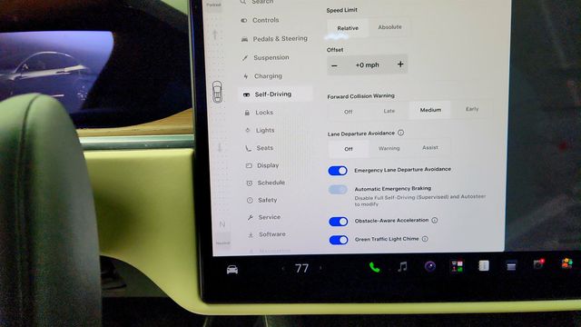 2022 Tesla Model X AWD w/ Cream Premium Interior - 23079085 - 22