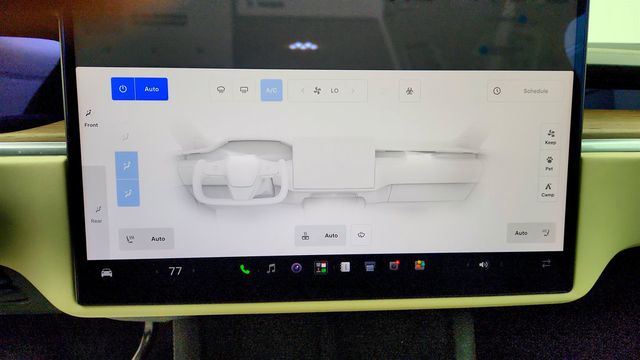 2022 Tesla Model X AWD w/ Cream Premium Interior - 23079085 - 23
