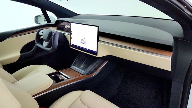2022 Tesla Model X AWD w/ Cream Premium Interior - 23080906 - 27
