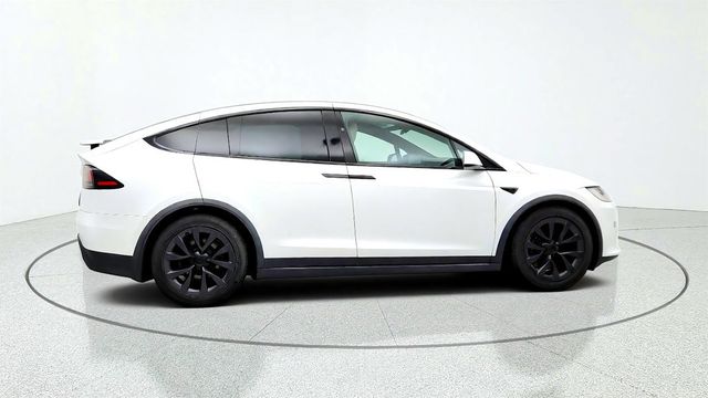2022 Tesla Model X AWD w/ Cream Premium Interior - 23080906 - 3