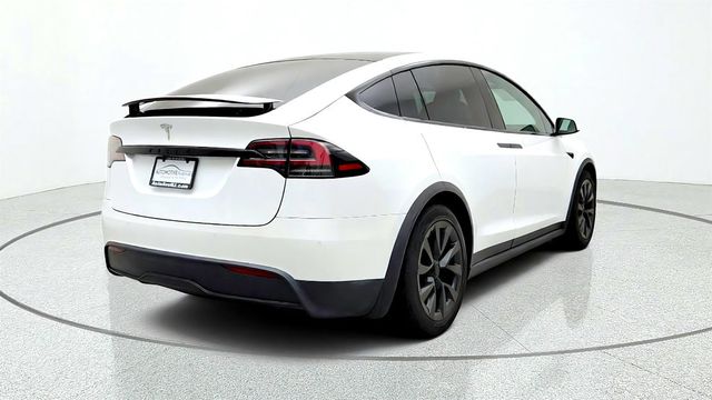 2022 Tesla Model X AWD w/ Cream Premium Interior - 23080906 - 4
