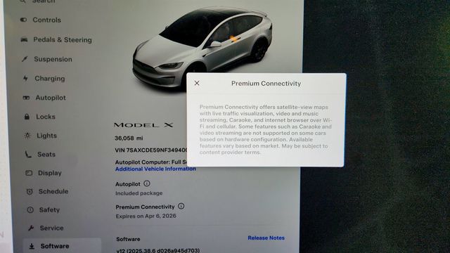 2022 Tesla Model X AWD w/ Falcon Wing Doors & Panoramic Windshield - 22997982 - 15