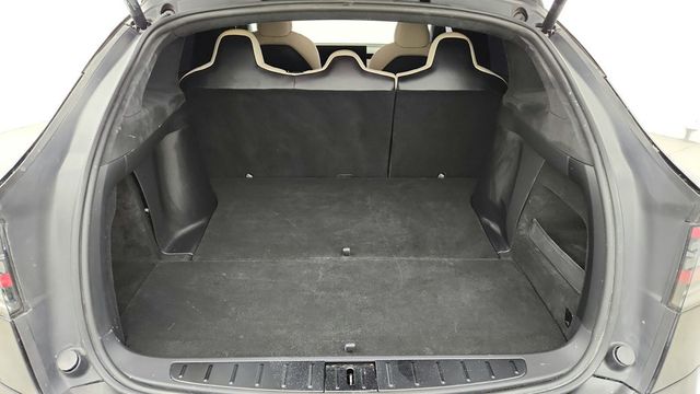 2022 Tesla Model X AWD w/ Full Self-Driving Capability, 22'' Wheels, Cream Interior - 22950817 - 24