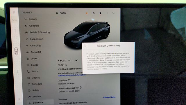 2022 Tesla Model X AWD with 22'' Turbine Wheels & 7 Seat Interior - 22974309 - 14