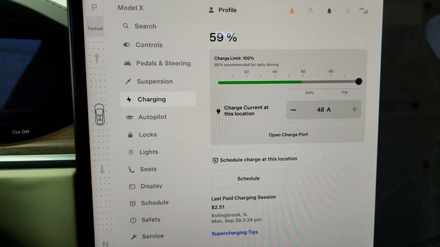 2022 Tesla Model X AWD with 6 Seat Cream Interior - 22942010 - 18