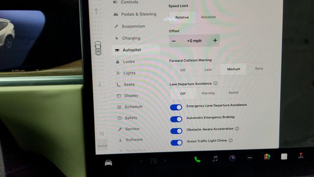 2022 Tesla Model X AWD with 6 Seat Cream Interior - 22942010 - 20