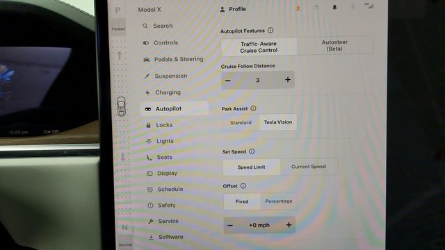 2022 Tesla Model X AWD with White & Black Premium Interior - 22944705 - 18