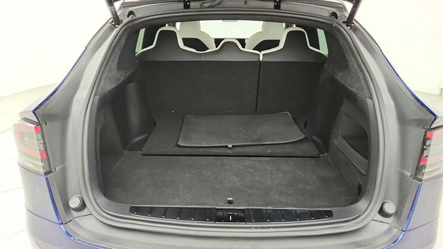 2022 Tesla Model X AWD with White & Black Premium Interior - 22944705 - 24