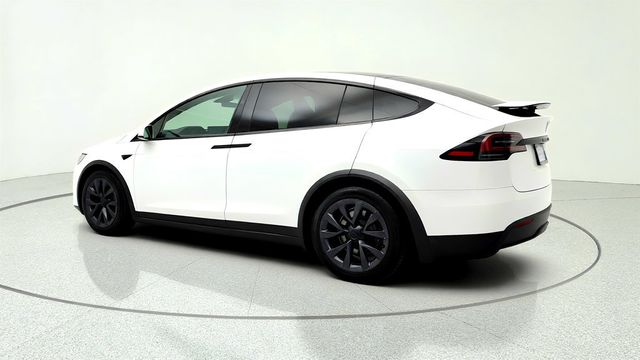 2022 Tesla Model X AWD w/ White & Black Premium Interior & TACC - 23032124 - 6