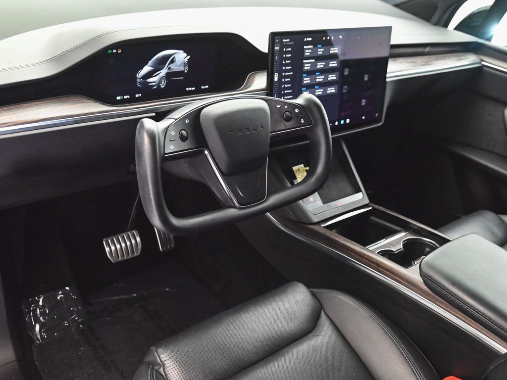 2022 Tesla Model X photo 10