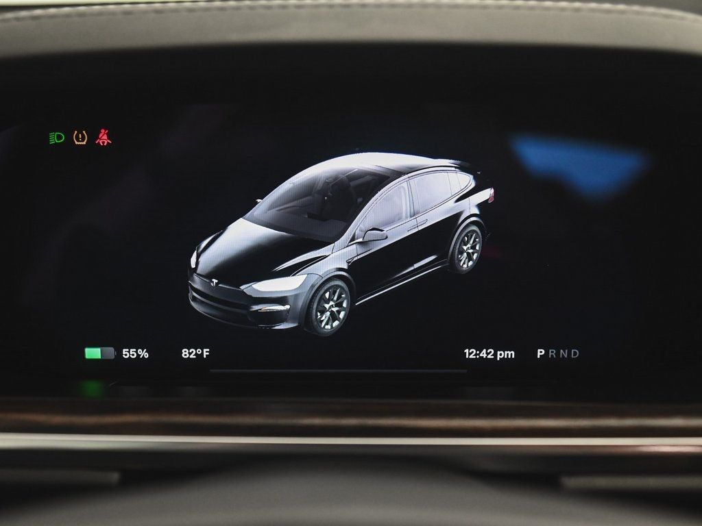 2022 Tesla Model X photo 11