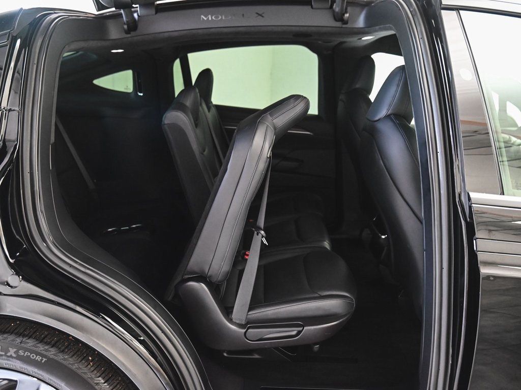 2022 Tesla Model X photo 22