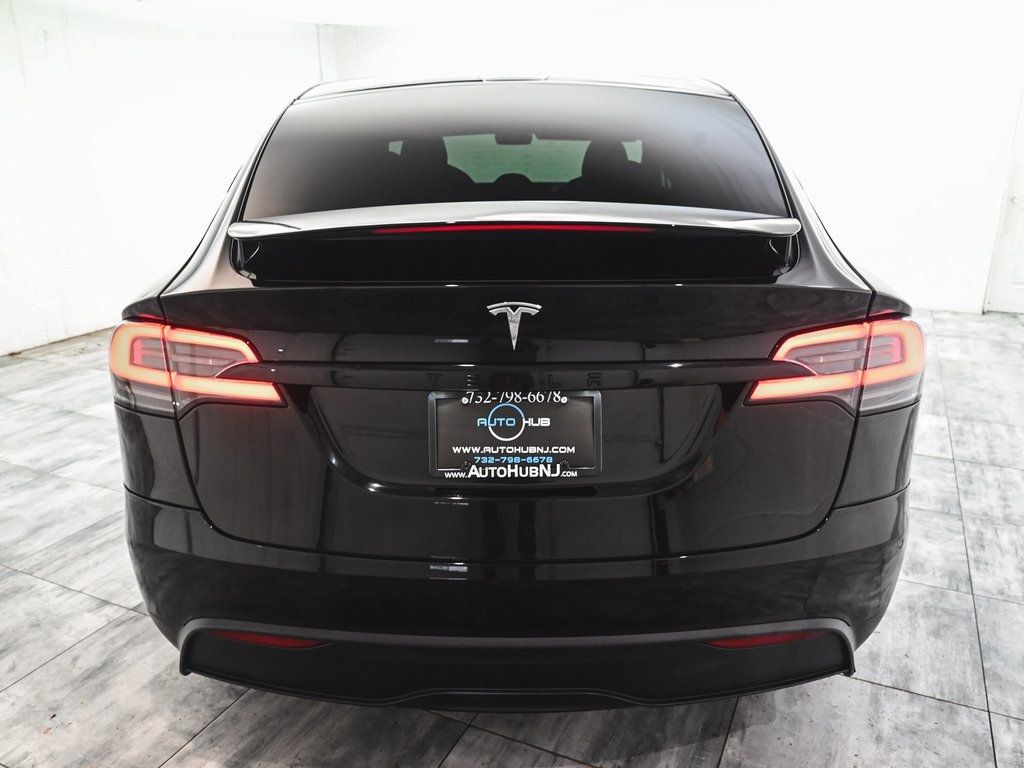 2022 Tesla Model X photo 5