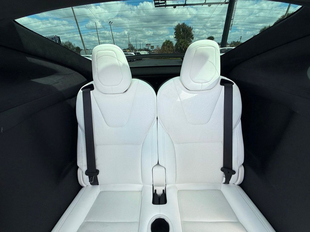 2022 Tesla Model X **MODEL X AWD 6 PASSENGERS** - 22986554 - 10