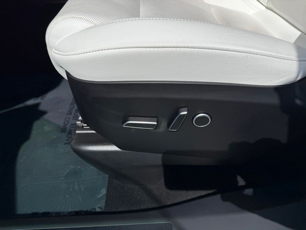 2022 Tesla Model X **MODEL X AWD 7 PASSENGERS** - 22989826 - 9