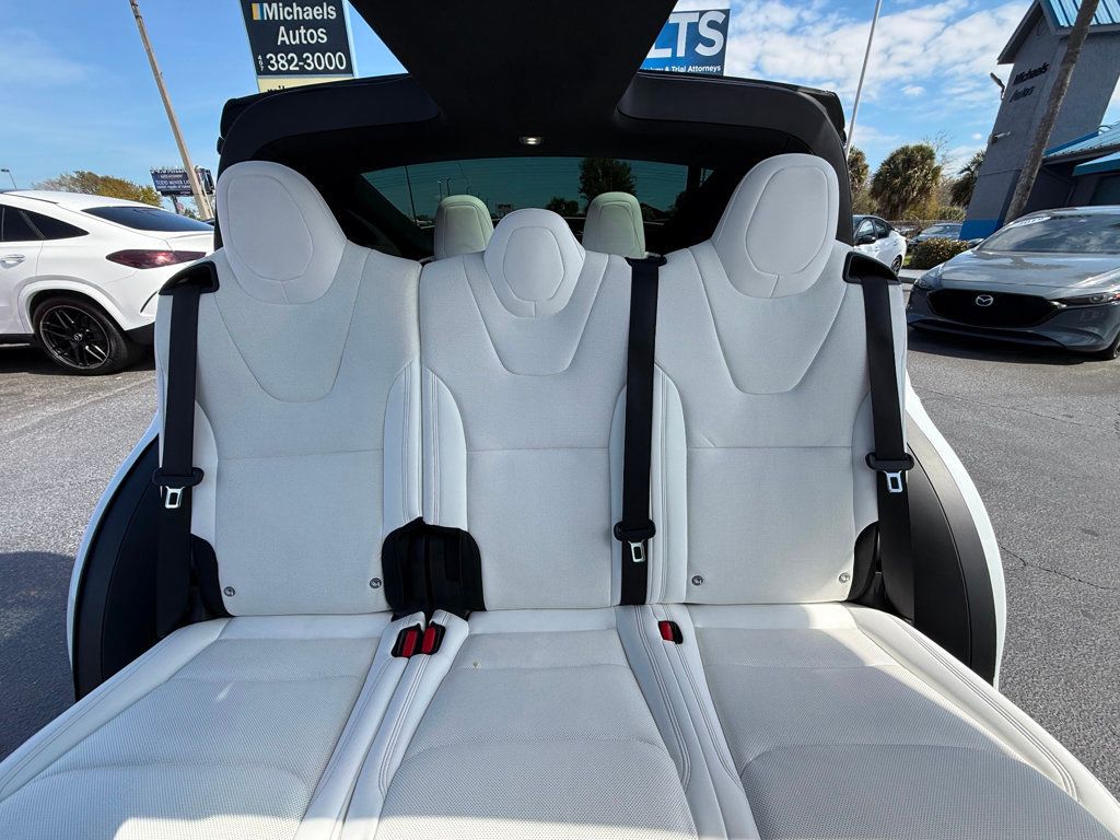 2022 Tesla Model X **MODEL X AWD 7 PASSENGERS** - 22989826 - 17