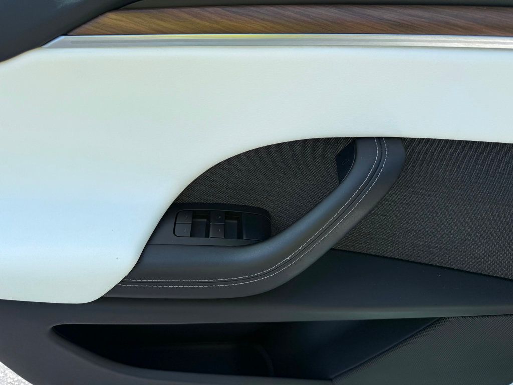 2022 Tesla Model X **MODEL X AWD 7 PASSENGERS** - 22989826 - 20