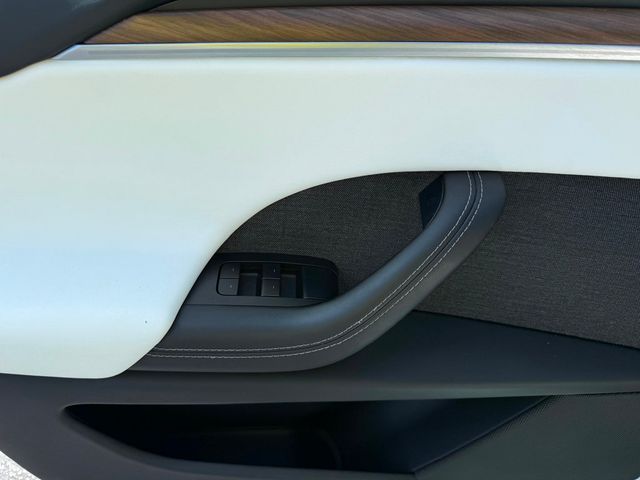 2022 Tesla Model X **MODEL X AWD 7 PASSENGERS** - 22989826 - 20