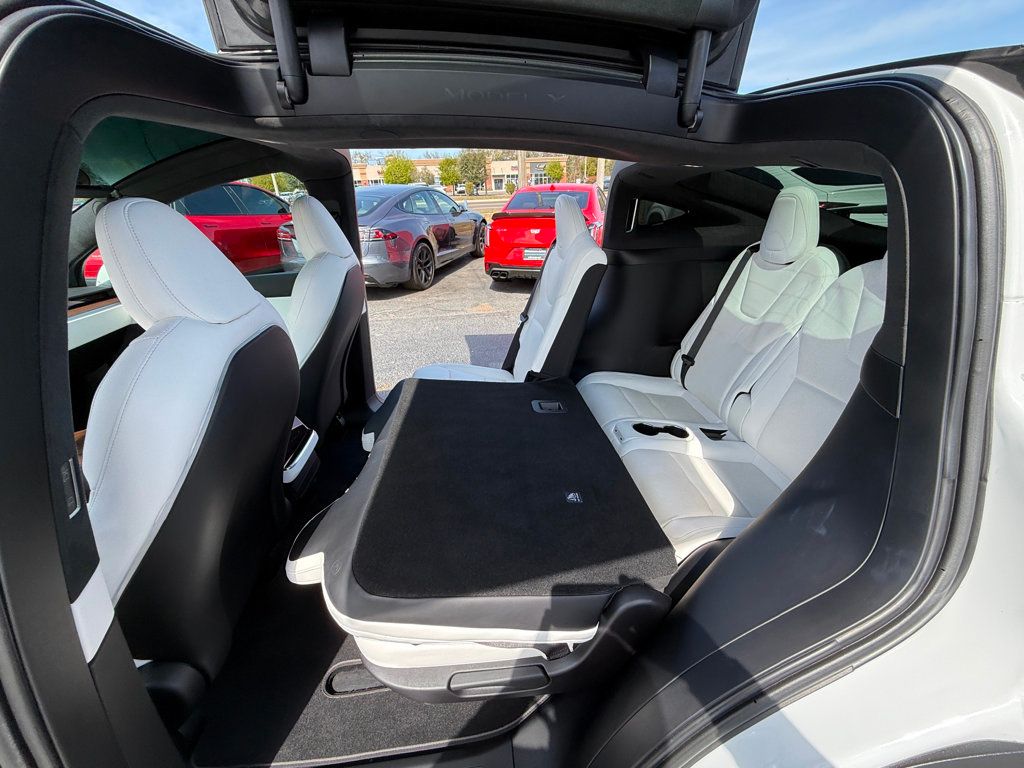 2022 Tesla Model X **MODEL X AWD 7 PASSENGERS** - 22989826 - 22