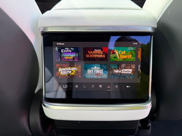 2022 Tesla Model X **MODEL X AWD 7 PASSENGERS** - 22989826 - 31